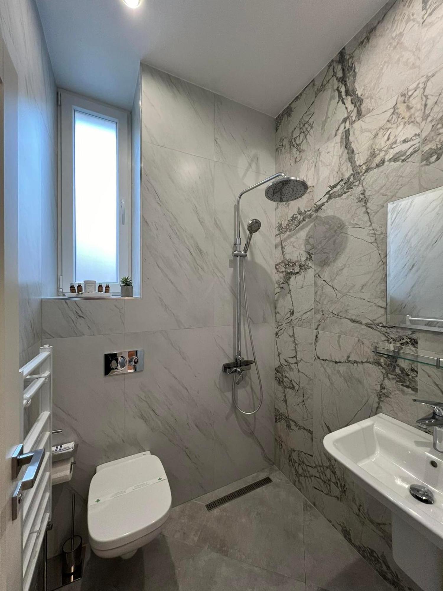 Хотел Vip Apart House Plewen Exterior foto